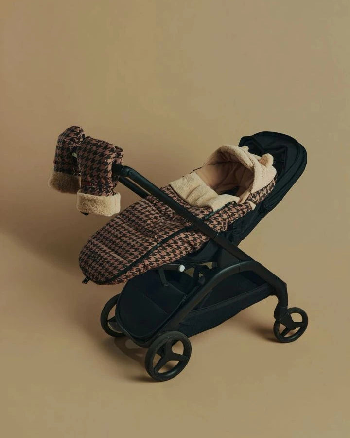Töastie - Houndstooth-Patterned Slippers Made from Recycled Fibers | Brown