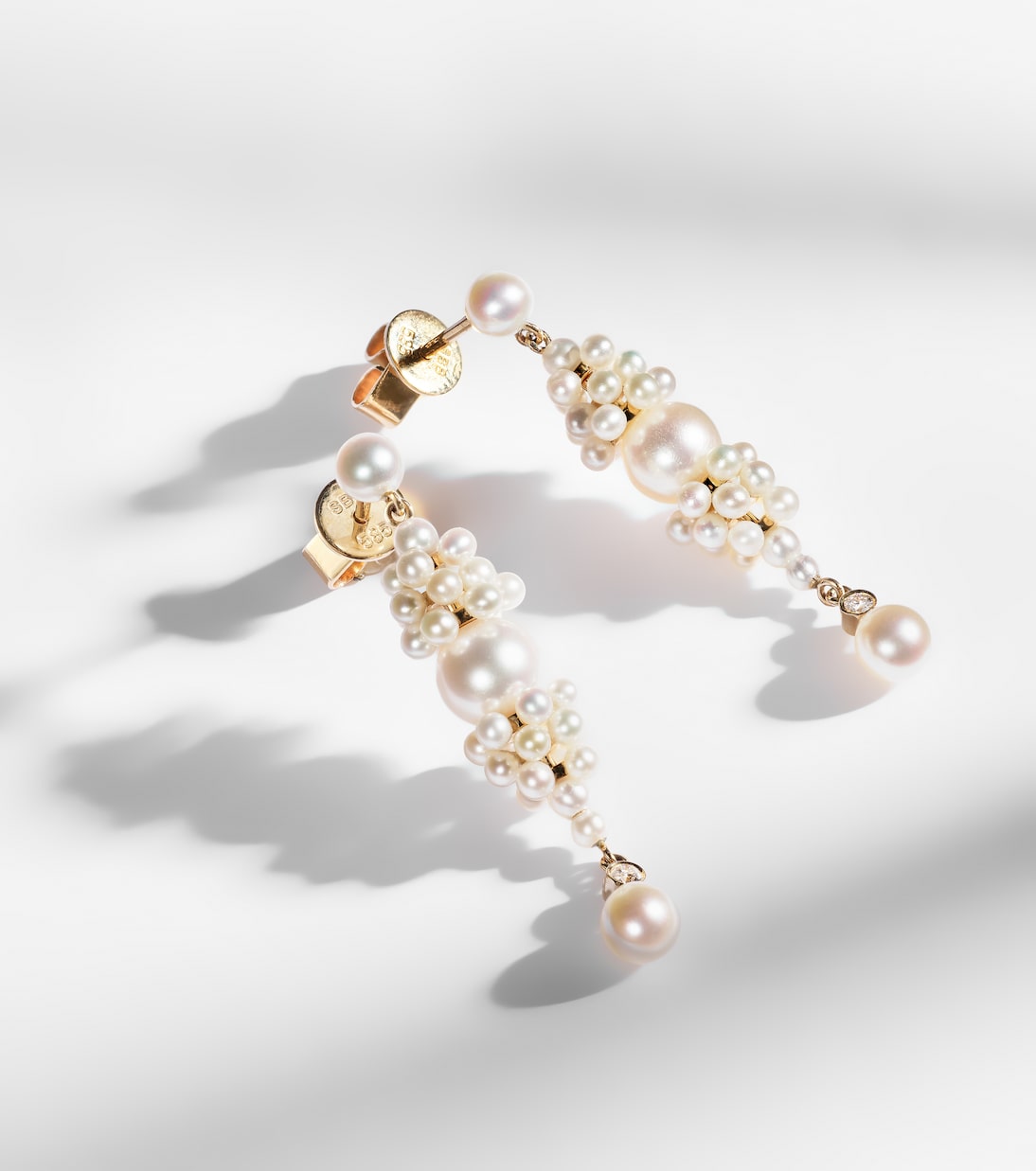 Sophie Bille Brahe - Rêve de Diamant 14kt gold earrings with diamonds and pearls