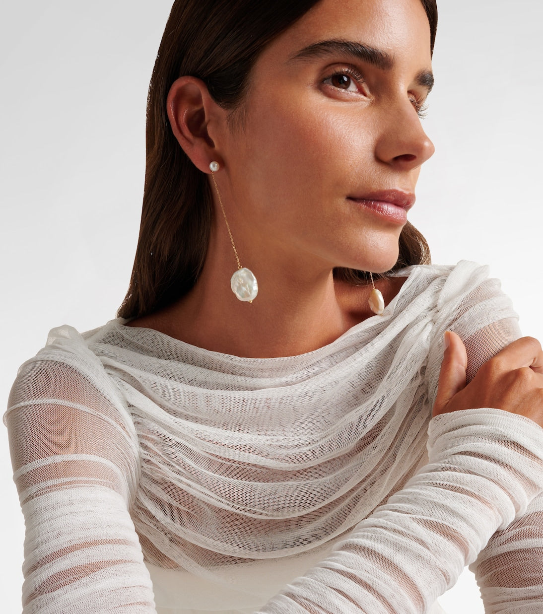 Mateo - 14kt gold drop earrings with pearls