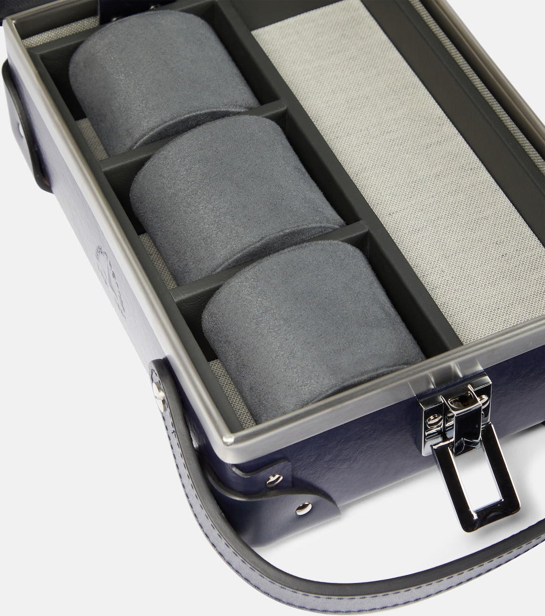 Globe-Trotter - Centenary watch case
