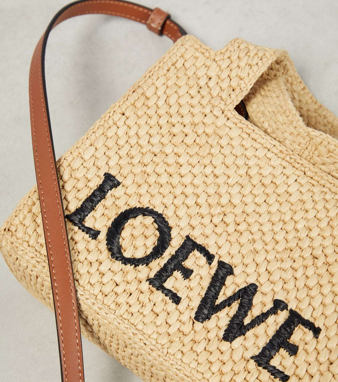 Loewe - Paula's Ibiza logo raffia top-handle bag