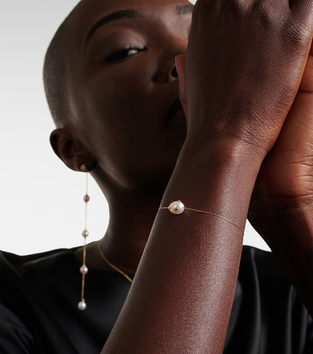Mateo - 14kt gold bracelet with Baroque pearl and diamonds
