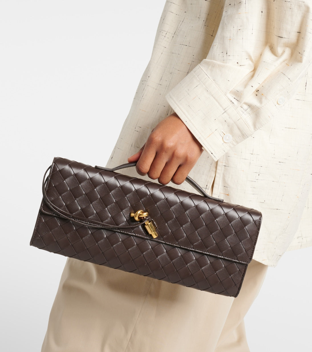 Bottega Veneta - Andiamo Intrecciato leather clutch