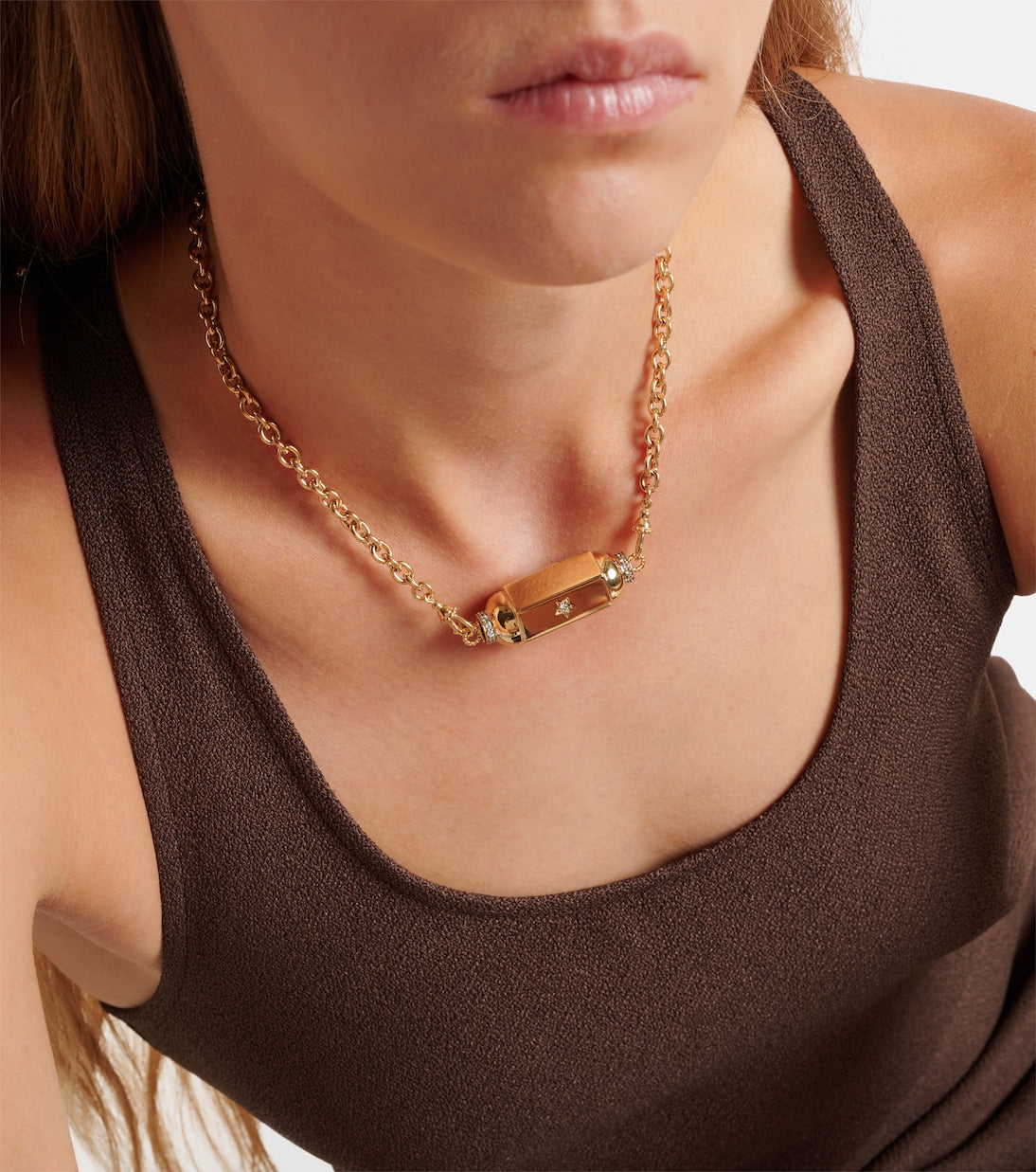 Marie Lichtenberg - Jumbo 18kt gold pendant necklace with diamonds