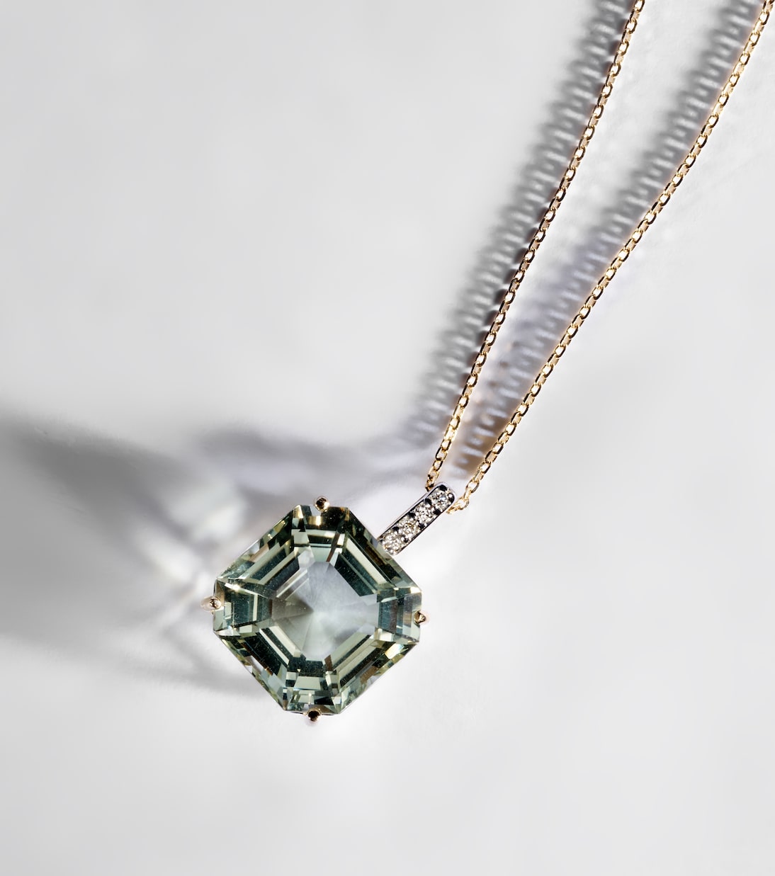 Mateo - 14kt gold necklace with green amethyst and diamonds