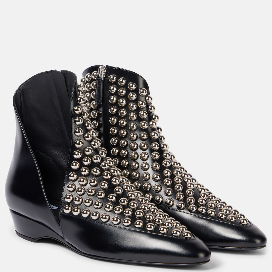 Alaïa - Studded leather ankle boots