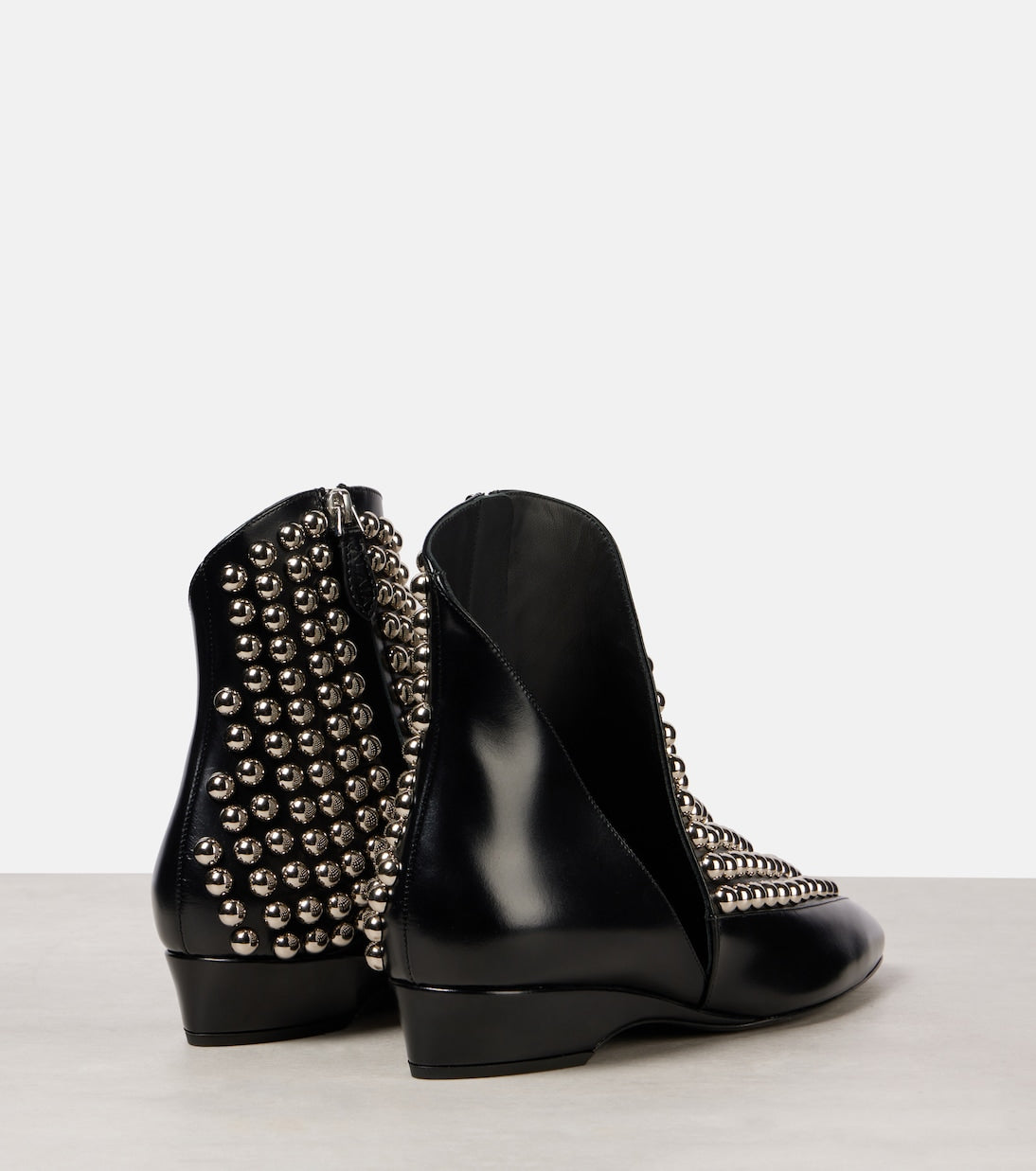 Alaïa - Studded leather ankle boots