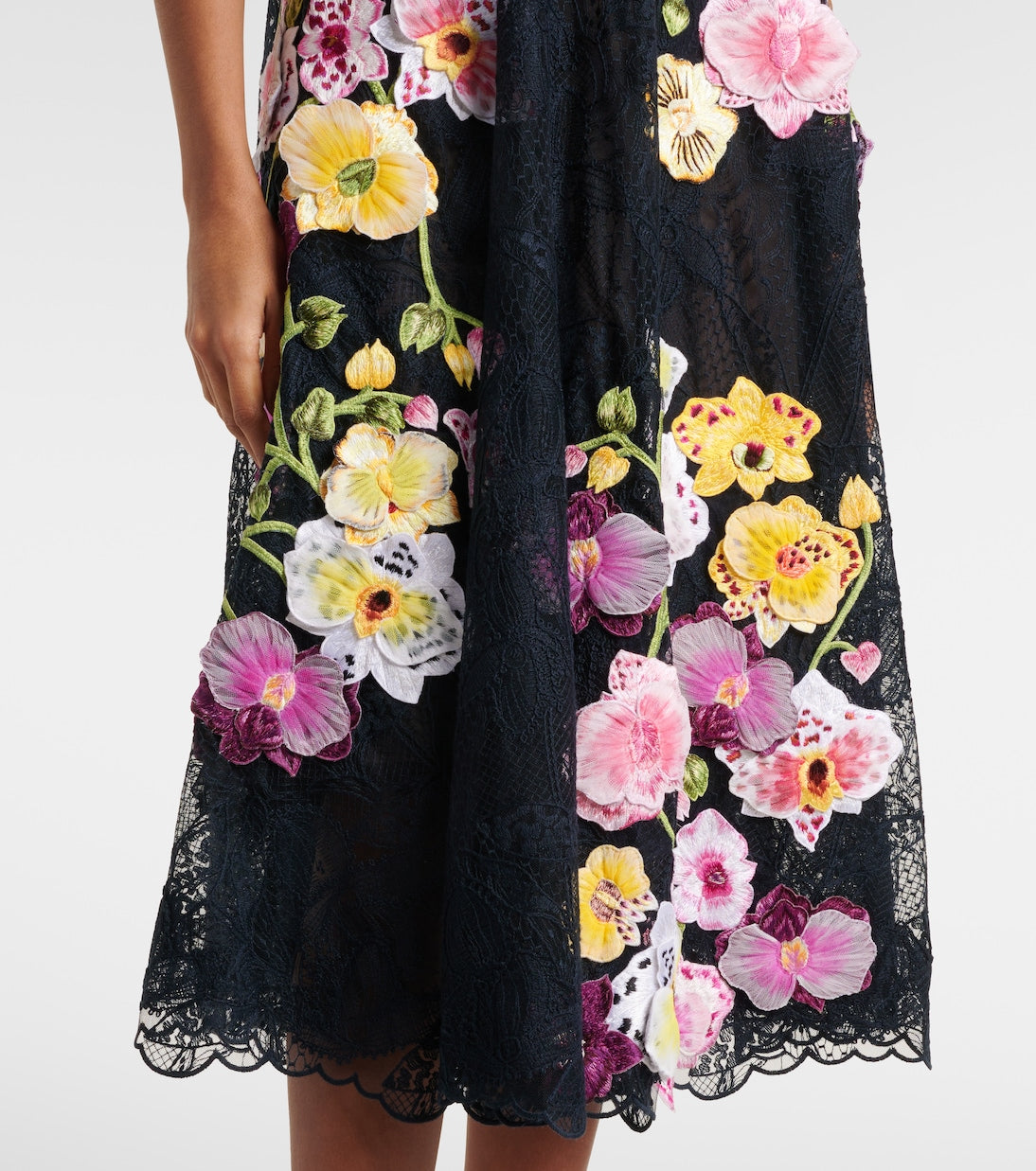 Oscar de la Renta - Orchid embroidered lace cocktail dress