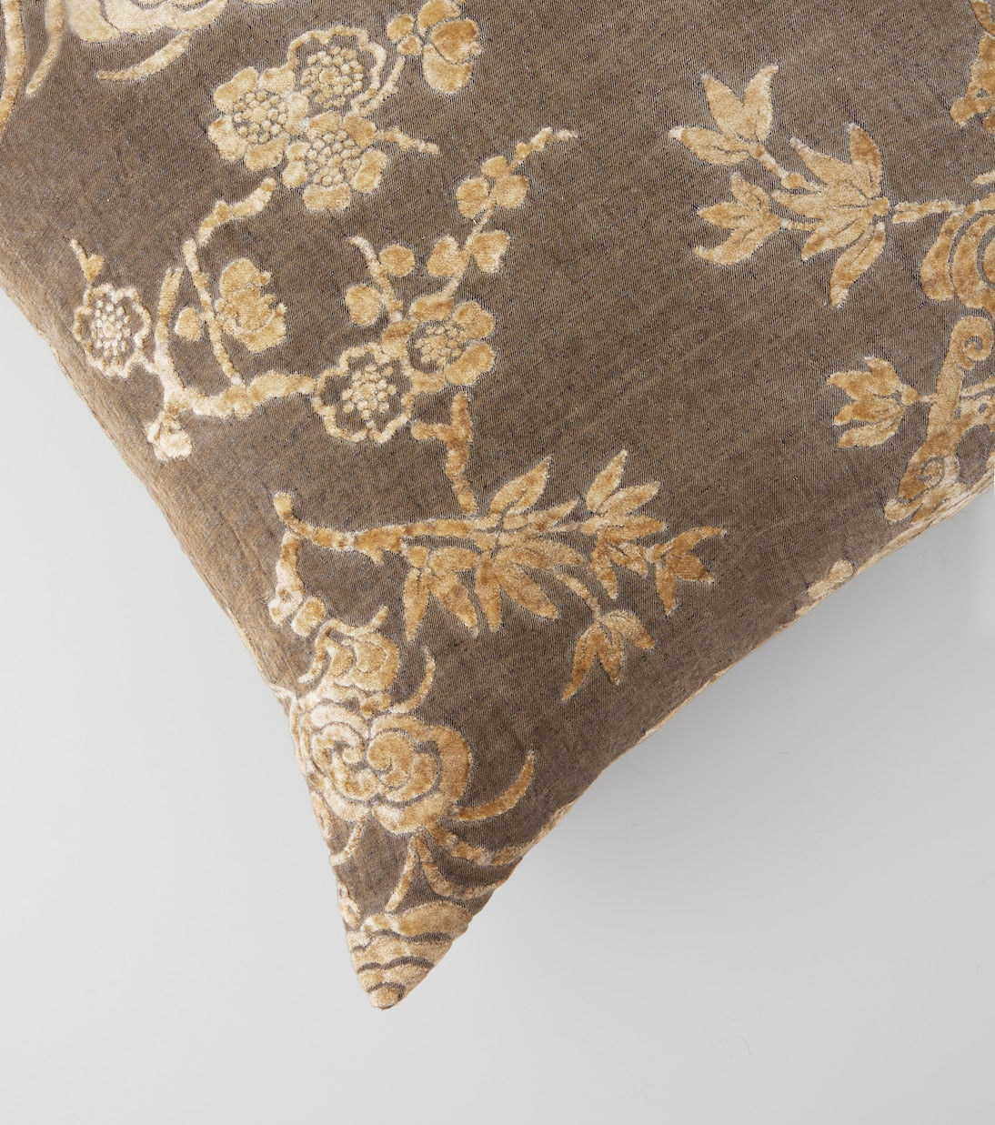 The House of Lyria - Scabiosa floral velvet jacquard cushion