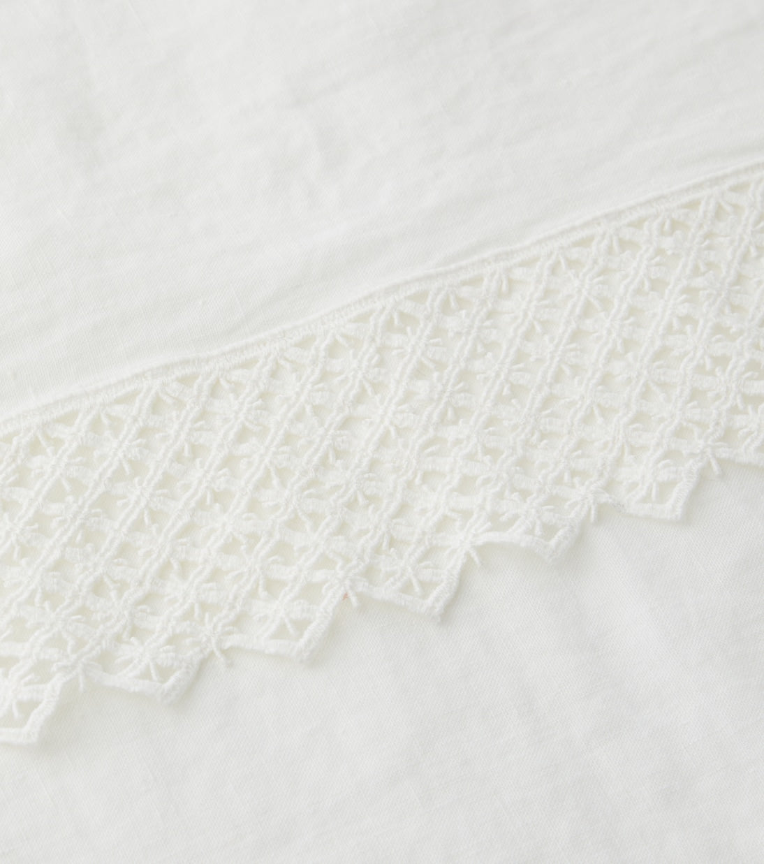 Once Milano - Macramé linen tablecloth