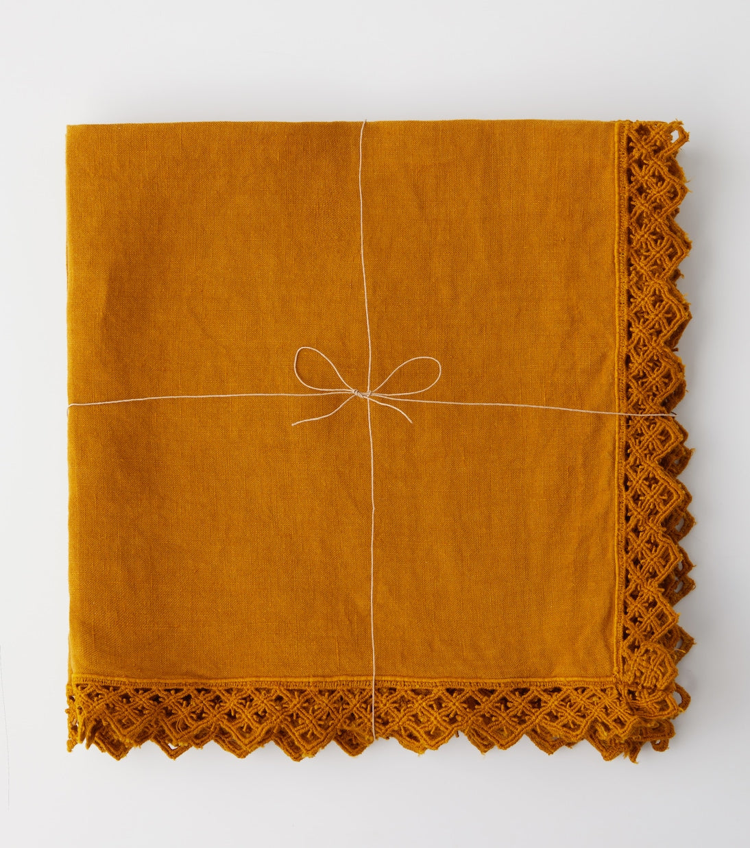 Once Milano - Set of 4 macramé-trimmed linen napkins