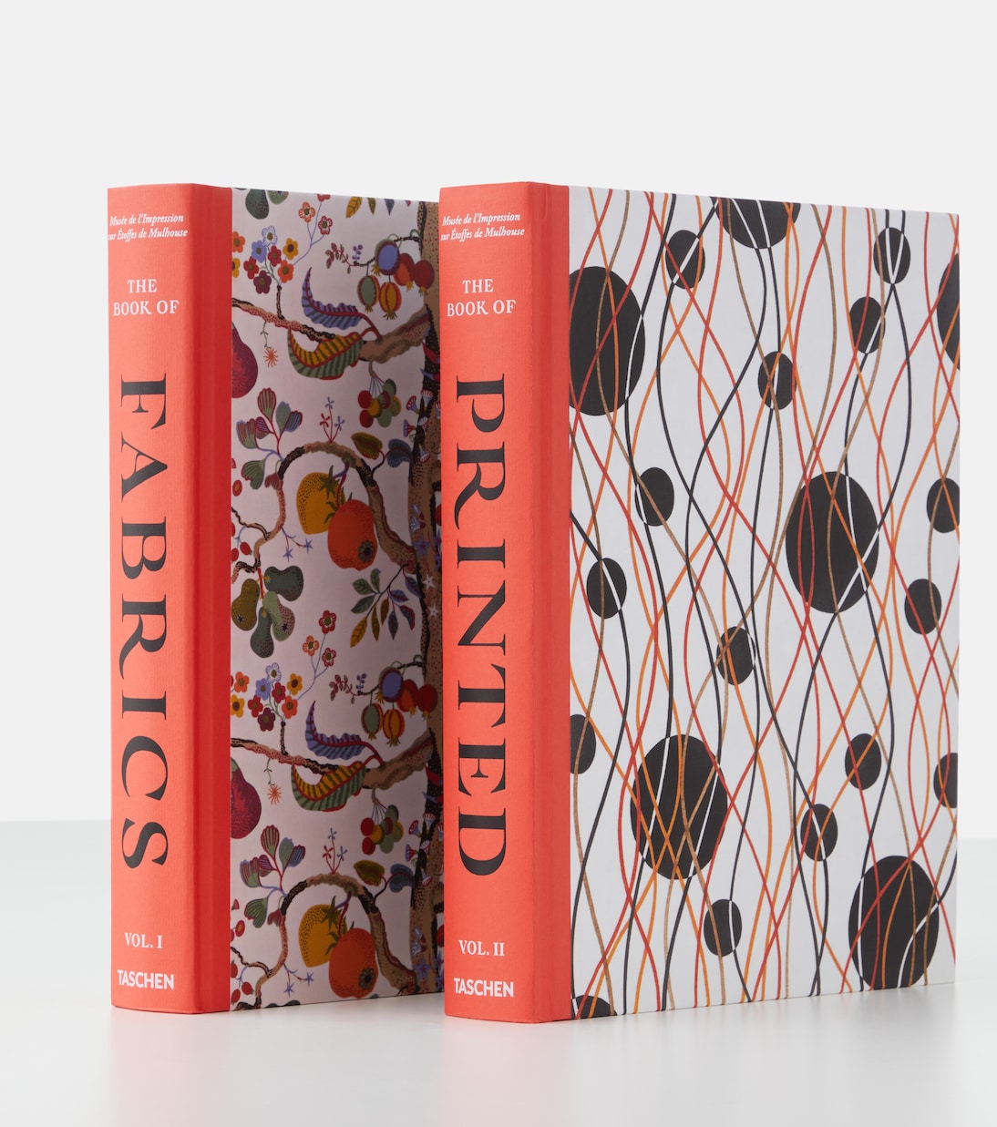 Taschen - The Book of Printed Fabrics. From the 16th century until today set of 2 books