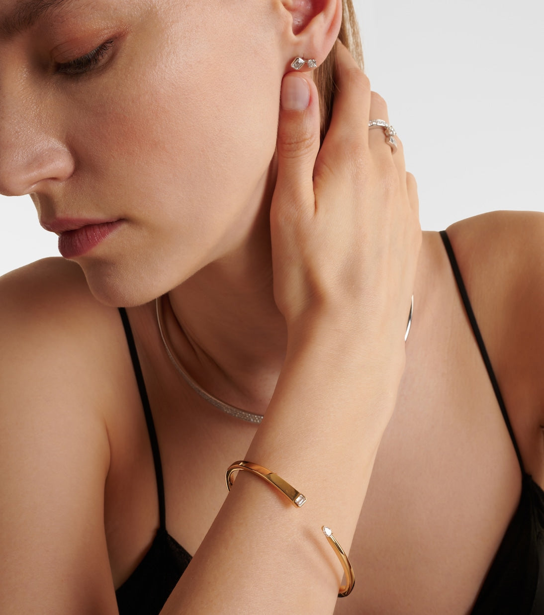 Bucherer Fine Jewellery - Inner Fire 18kt gold bangle with diamonds