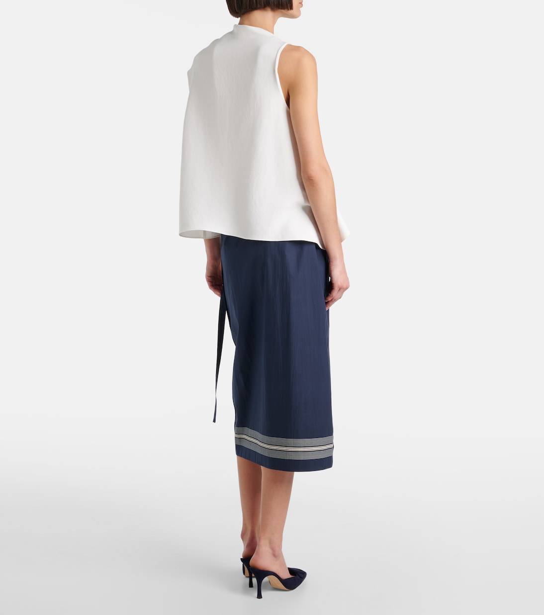 Vince - Asymmetric draped top