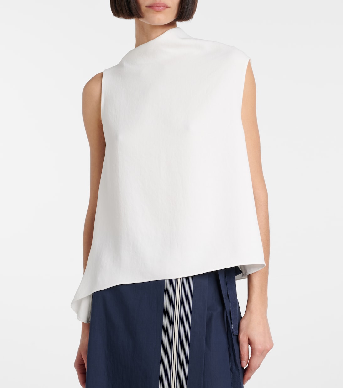Vince - Asymmetric draped top