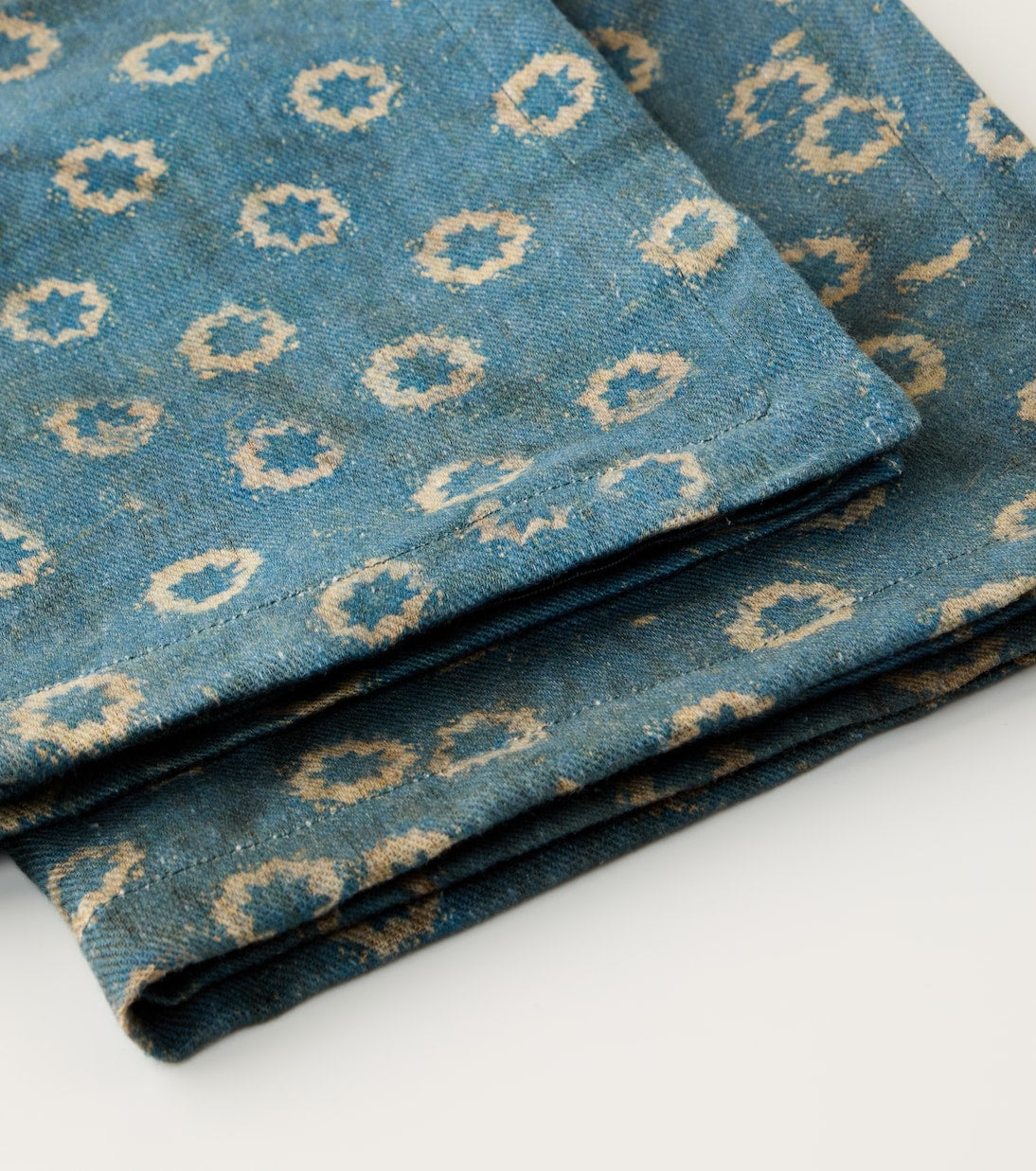 The House of Lyria - Pionio set of 2 printed napkins