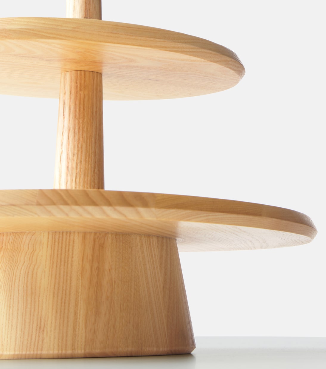 Serax - Etagere 01 Dune wooden stand by Kelly Wearstler