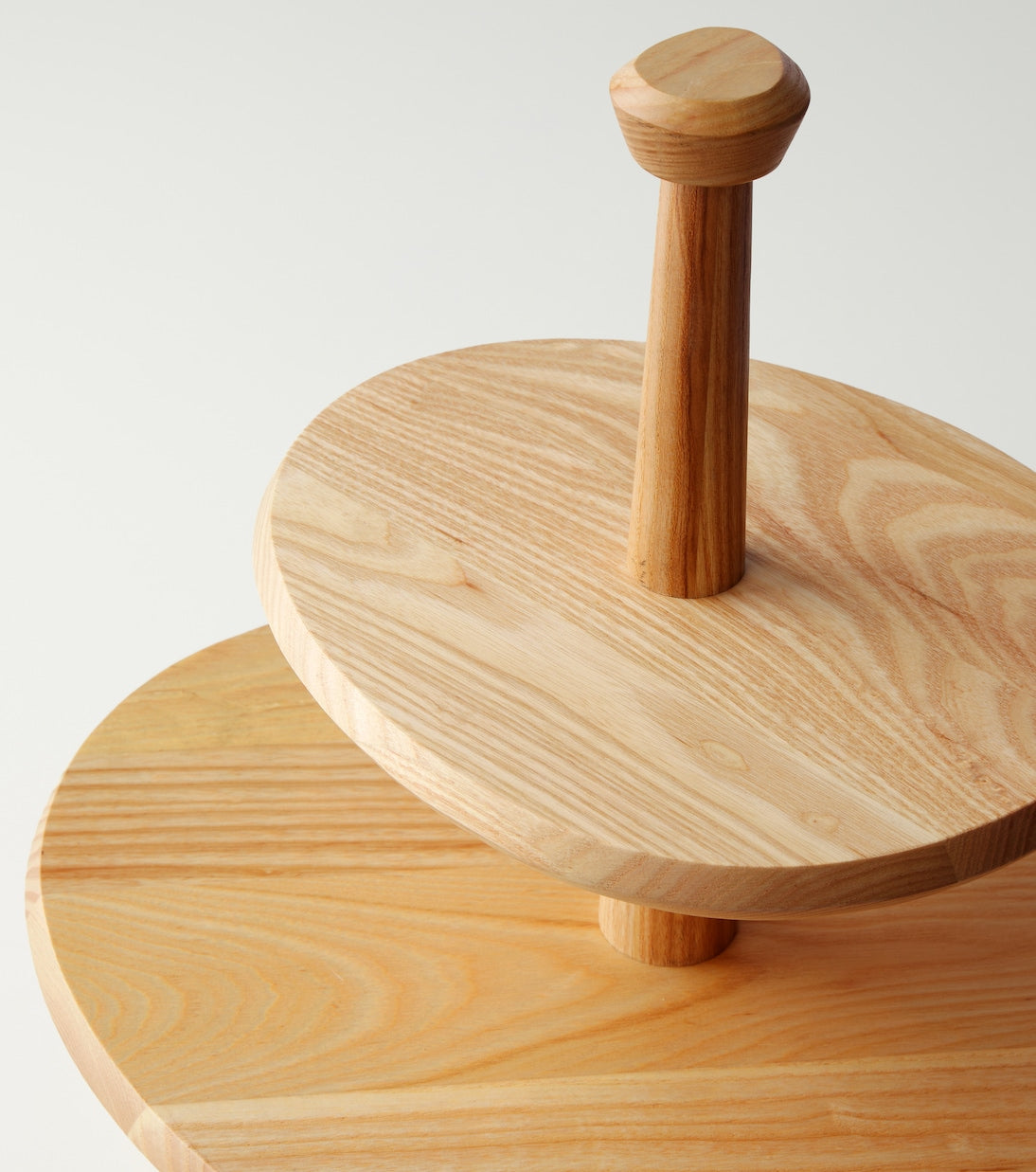 Serax - Etagere 01 Dune wooden stand by Kelly Wearstler