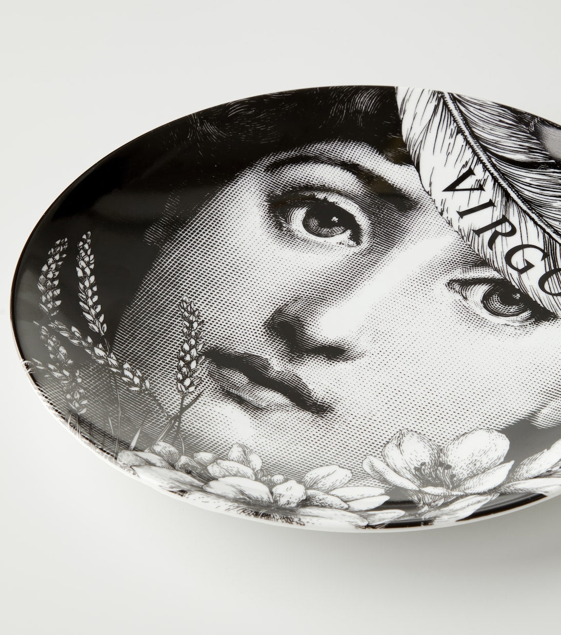 Fornasetti - Tema e Variazioni N.353 Virgo wall plate