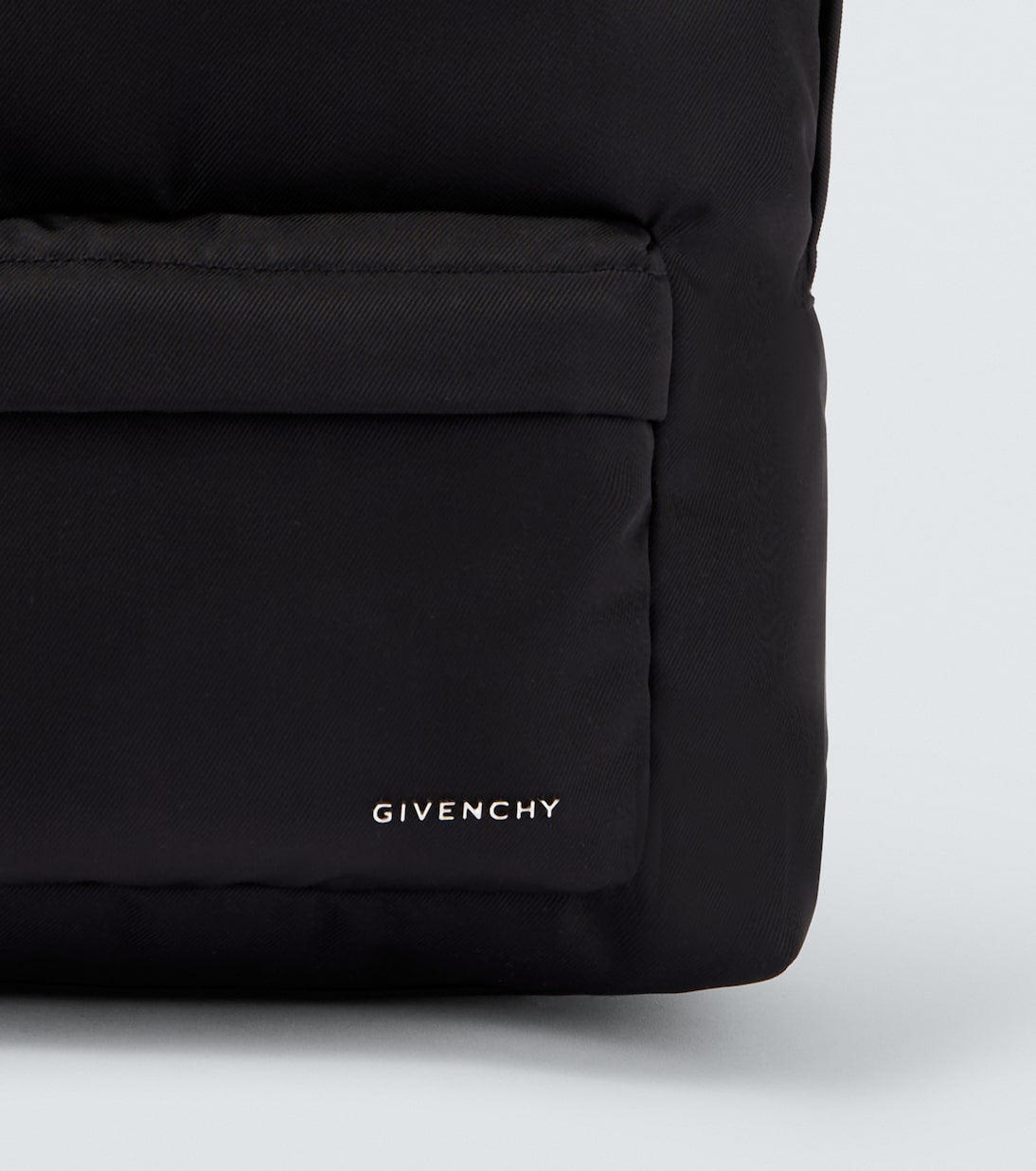 Givenchy - Essential U backpack