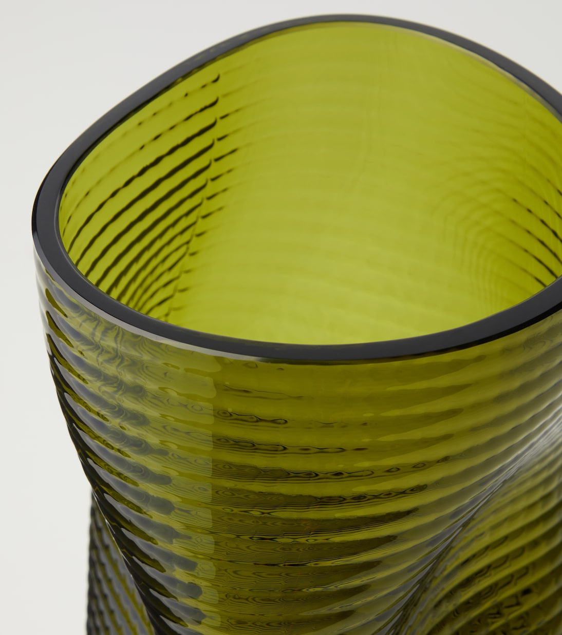 Cassina - Bo Maki Coral glass vase