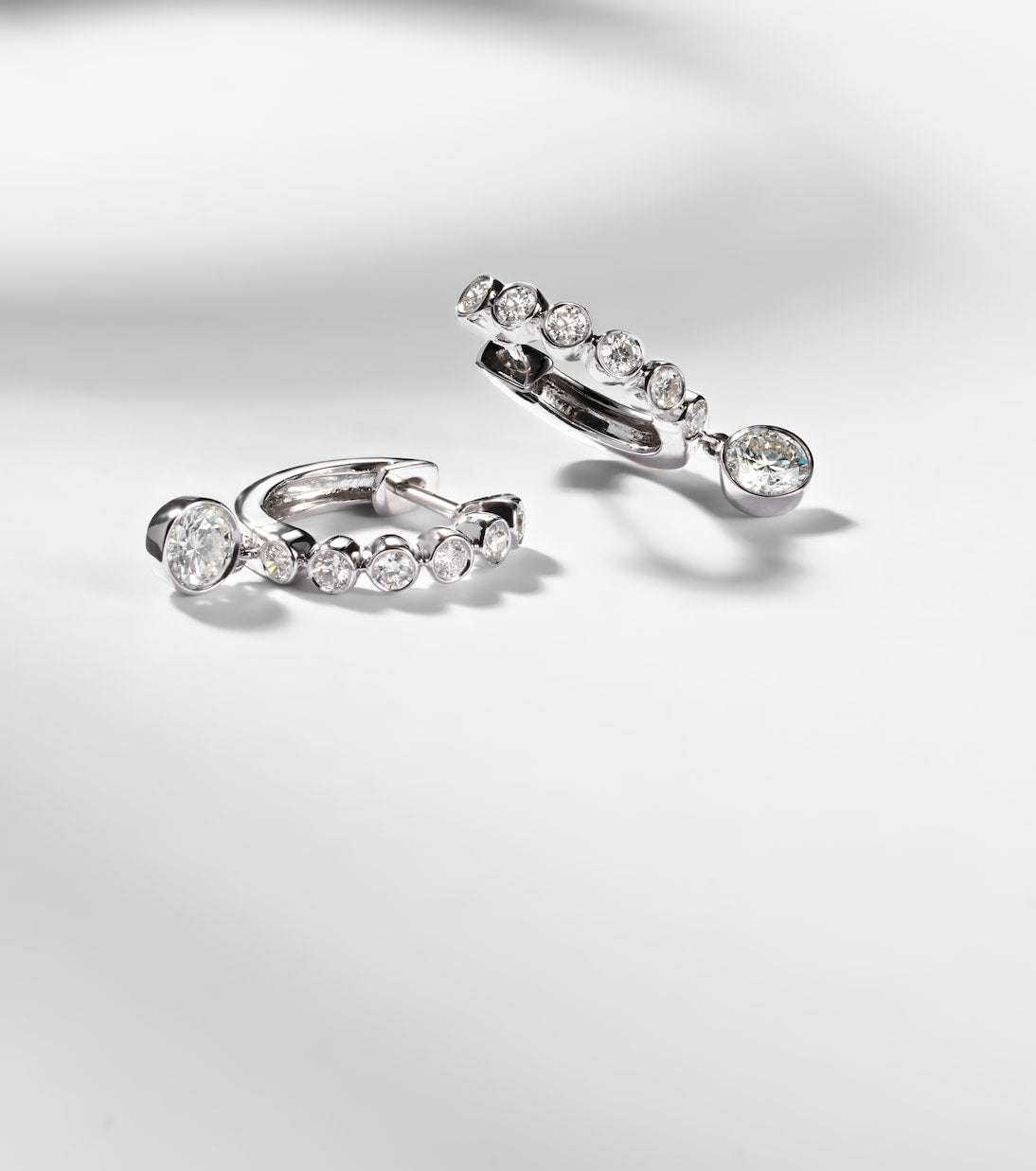 Anita Ko - Melrose 18kt white gold huggie earrings with diamonds