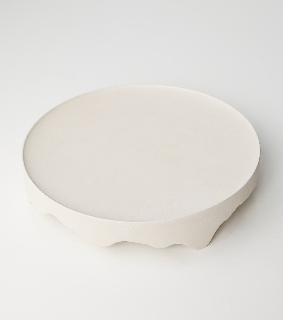 101 Copenhagen - Iwa Big ceramic tray by Kristian Sofus Hansen and Tommy Hyldahl