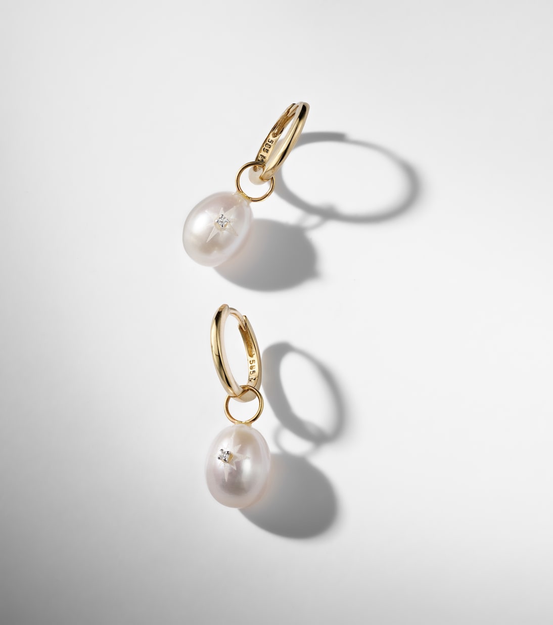 Mateo - 14kt gold drop earrings with pearls and diamonds