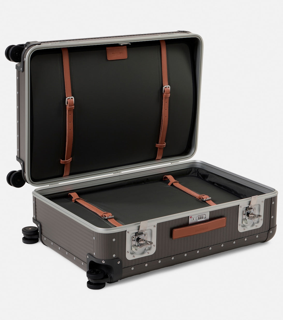 FPM Milano - Bank Spinner 76 check-in suitcase