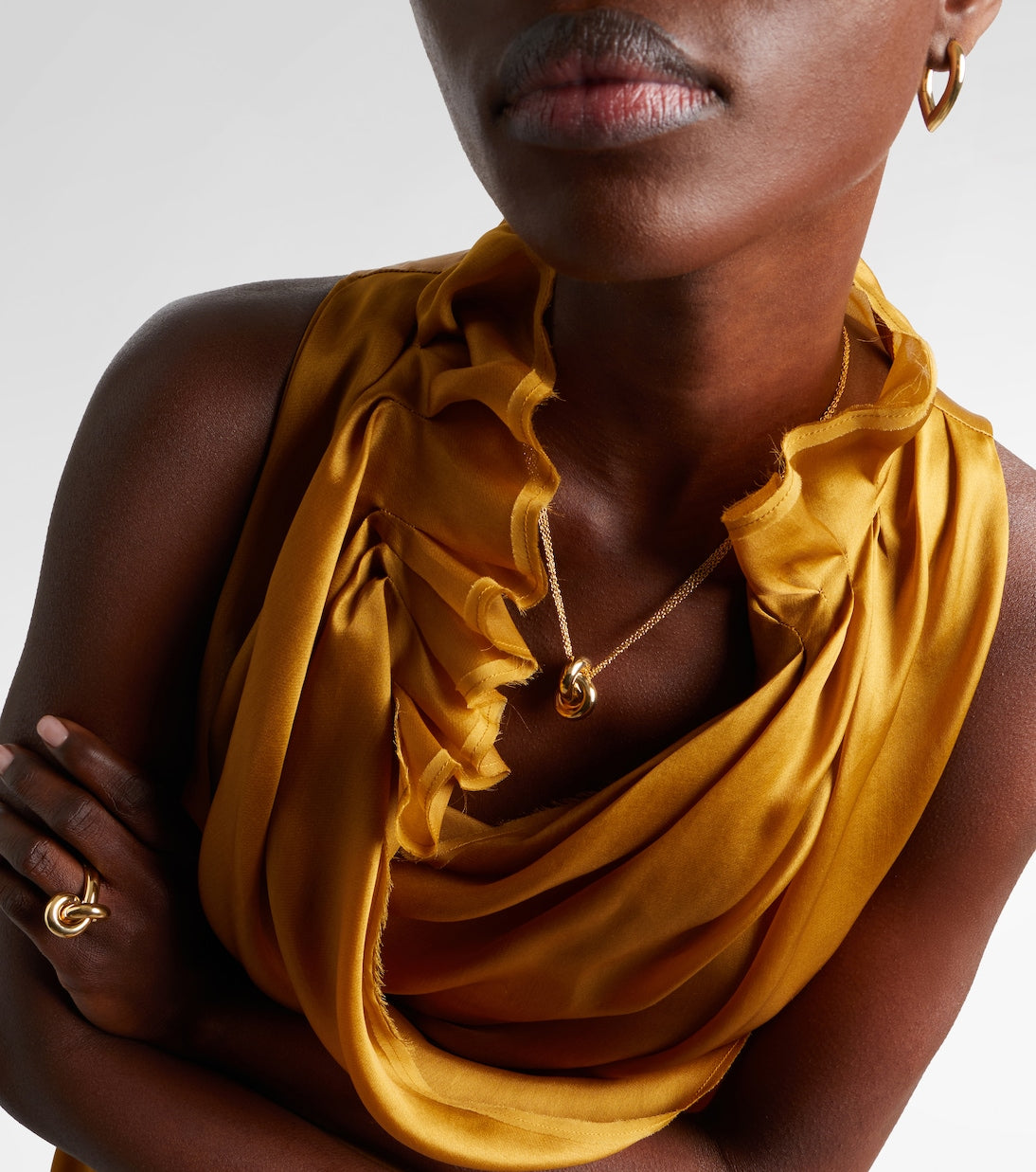 Engelbert - Legacy Knot Big 18kt gold necklace