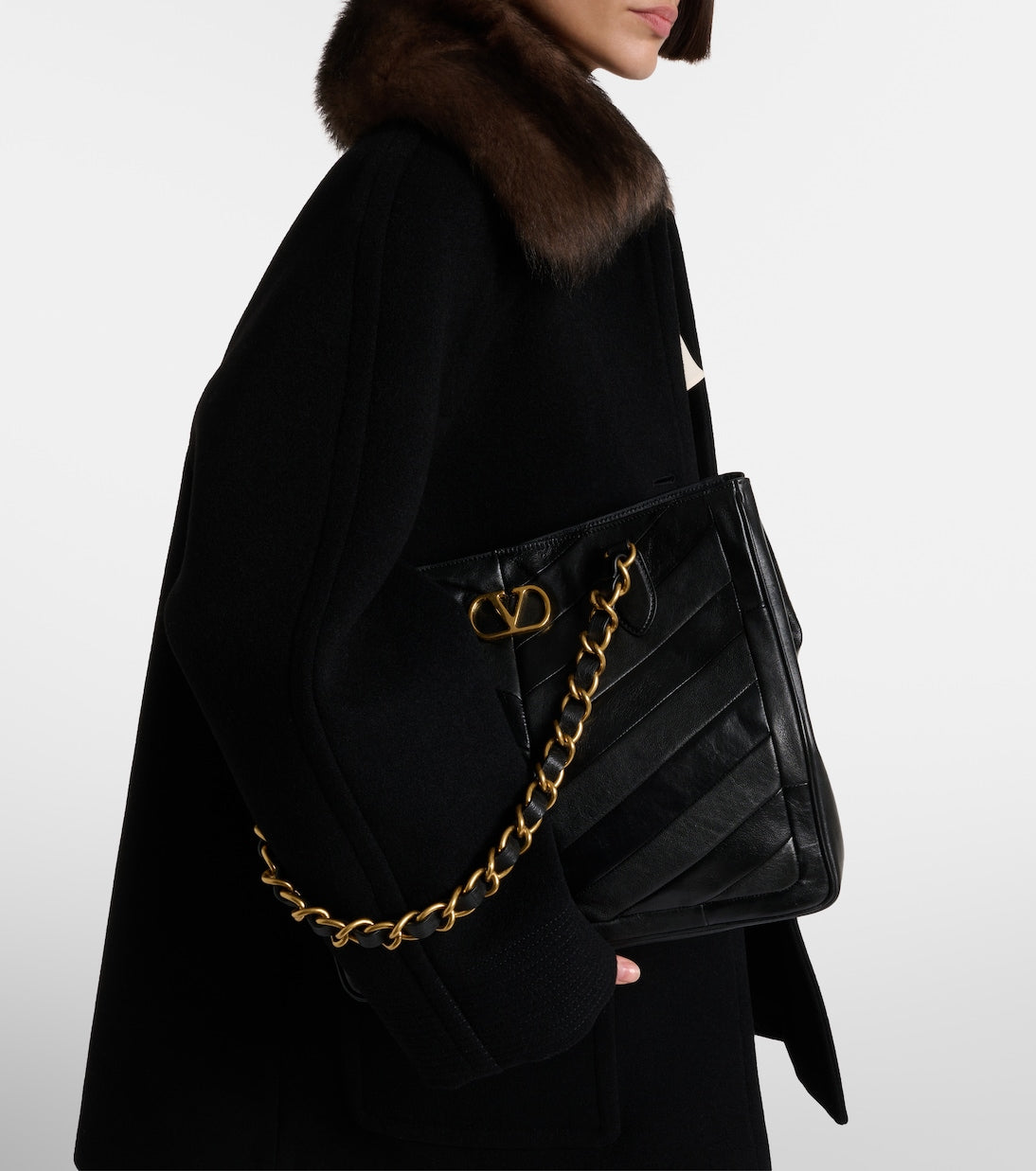 Valentino Garavani - Laseine chevron leather tote bag