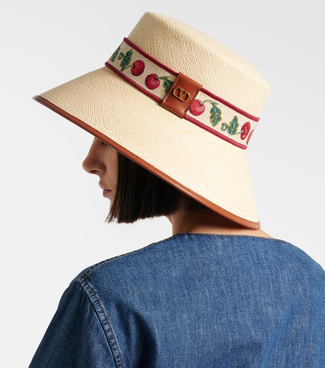 Valentino Garavani - Cherryfic straw bucket hat