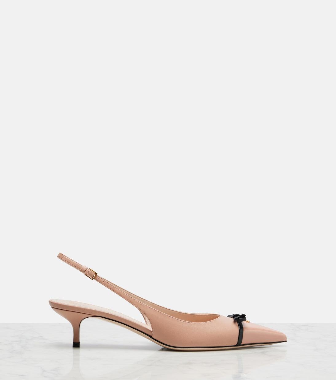 Valentino Garavani - Bepointy 45 leather slingback pumps