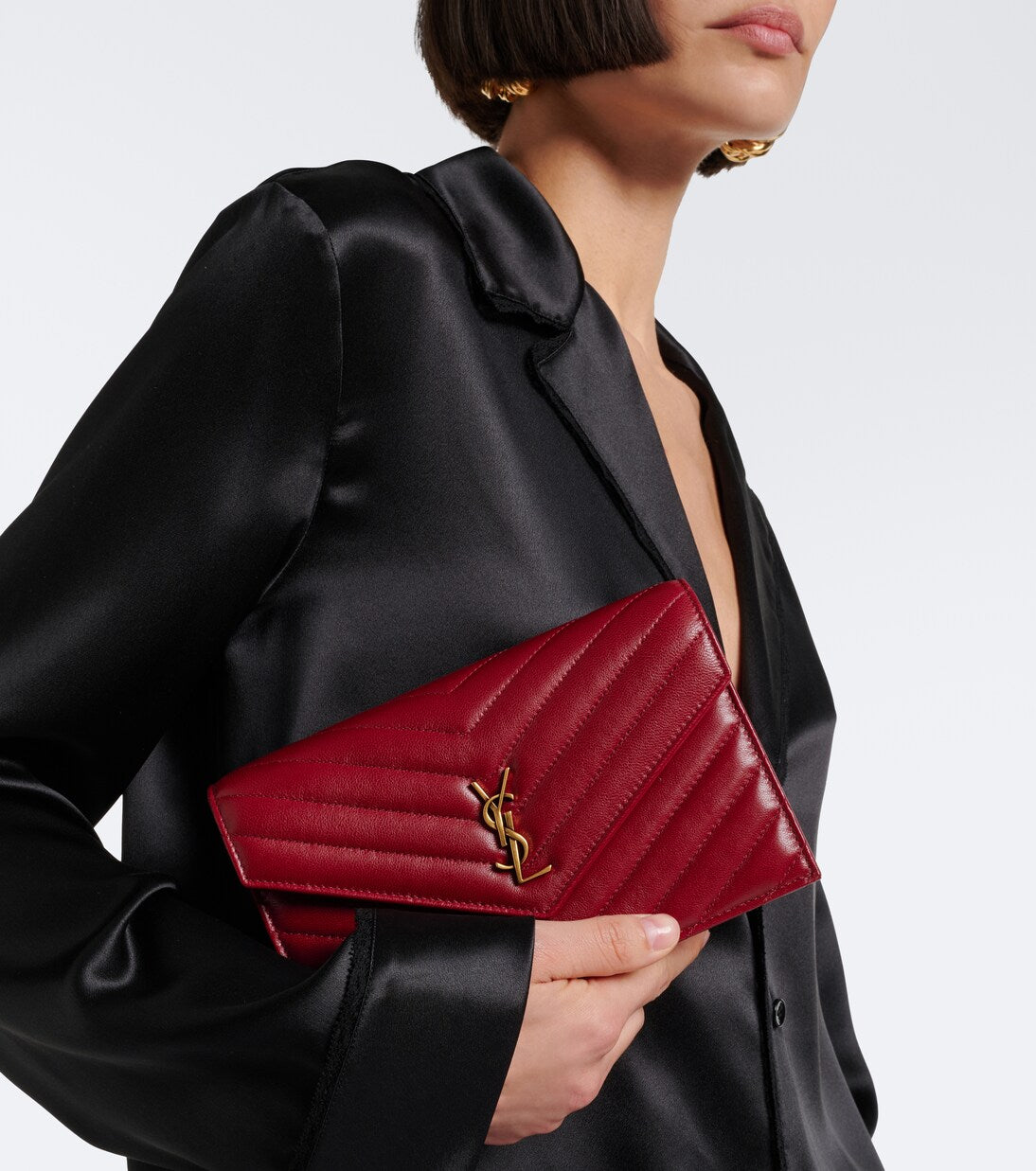 Saint Laurent - Cassandre leather wallet on chain
