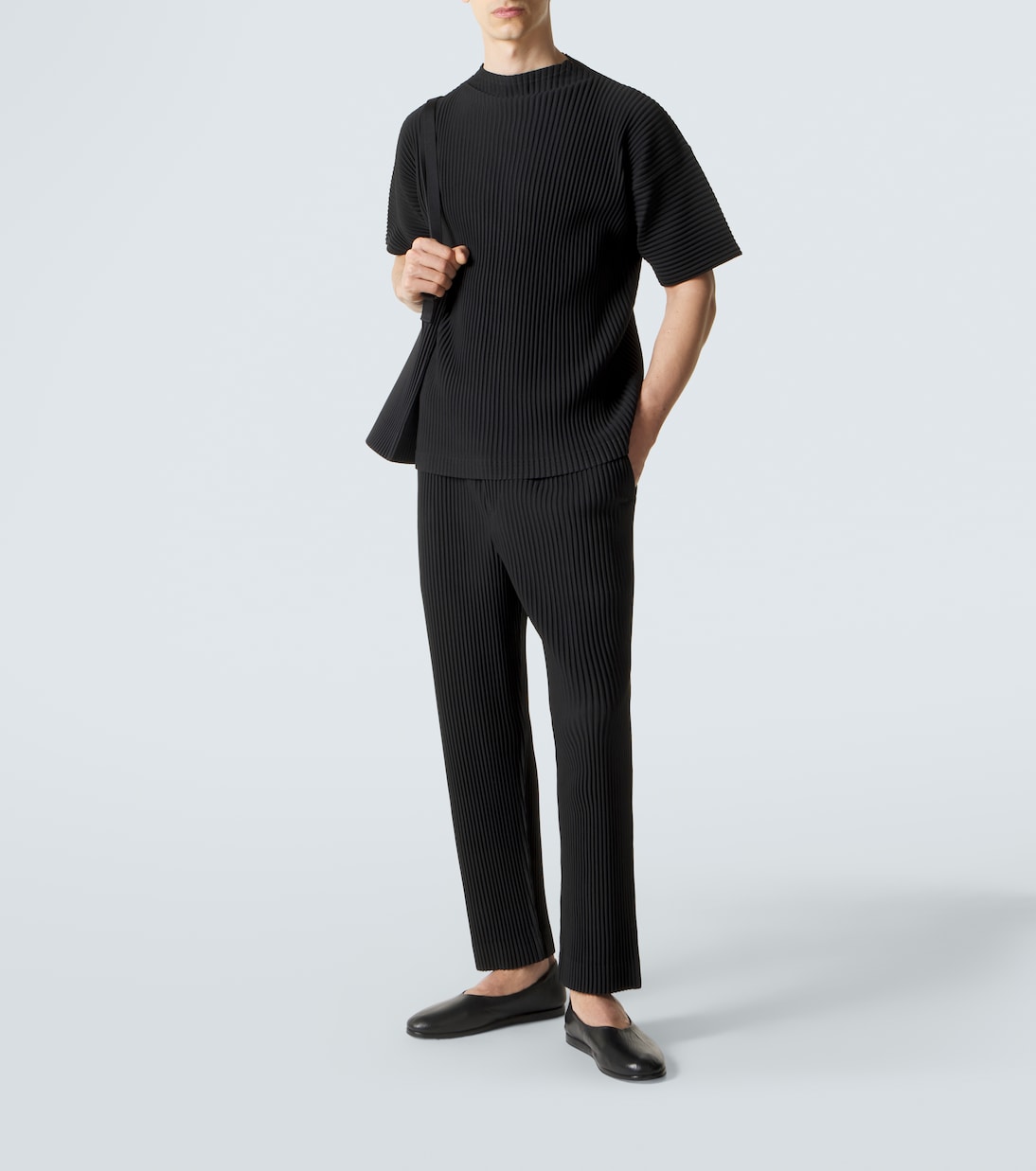 Homme Plissé Issey Miyake - Monthly Colors: August straight pants