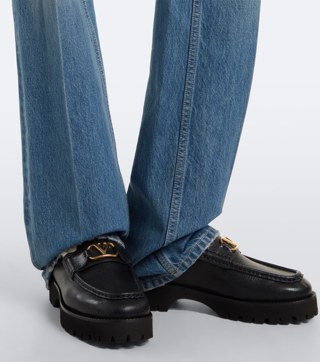 Valentino Garavani - VLogo leather loafers