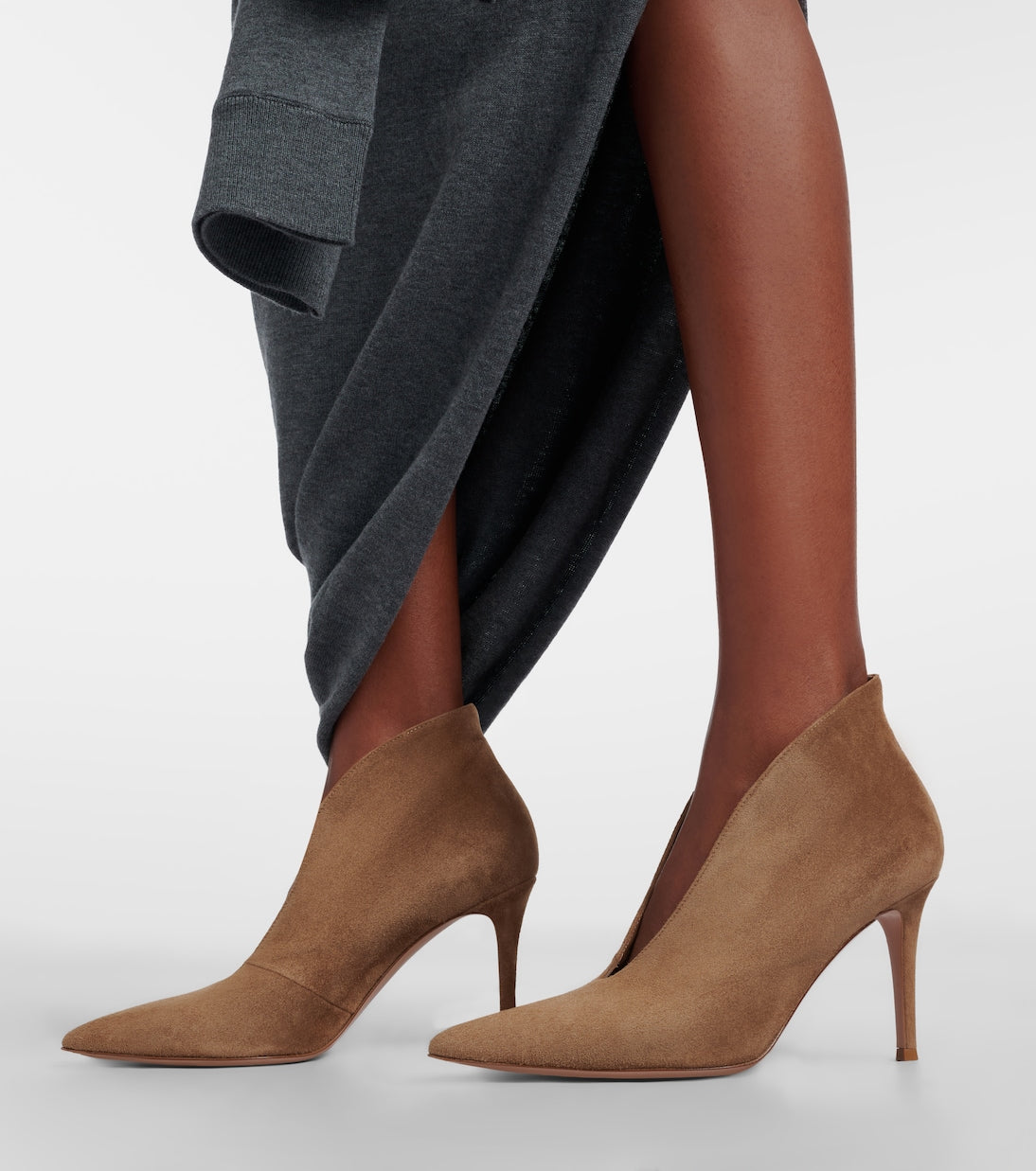 Gianvito Rossi - Vania suede pumps