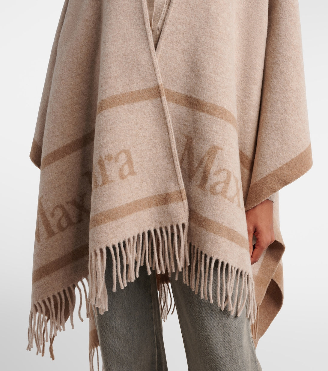 Max Mara - Fringed wool scarf