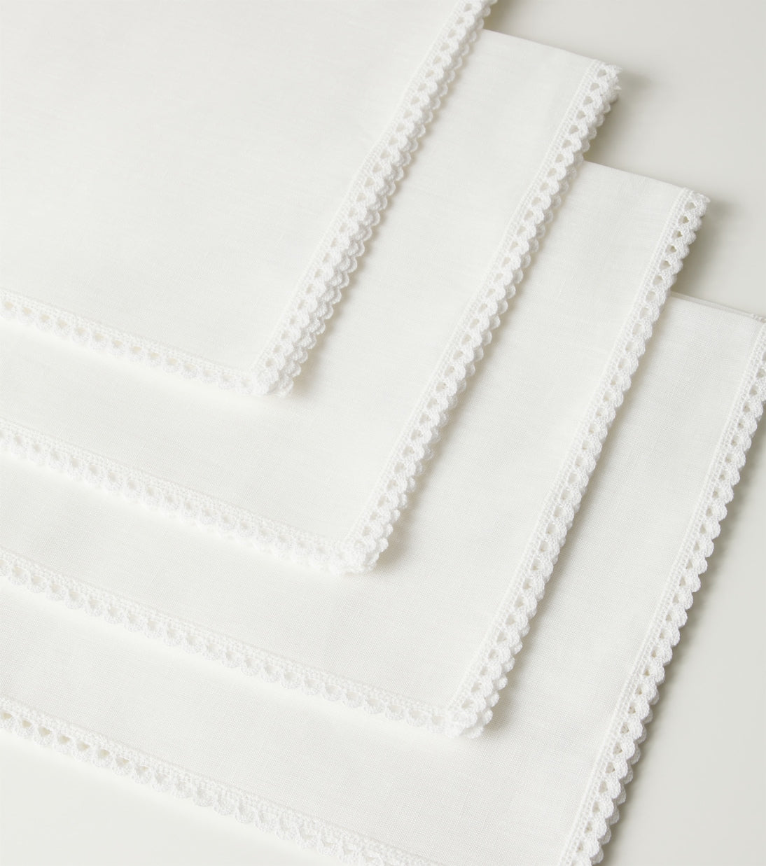 Once Milano - Set of 4 lace-trimmed linen napkins