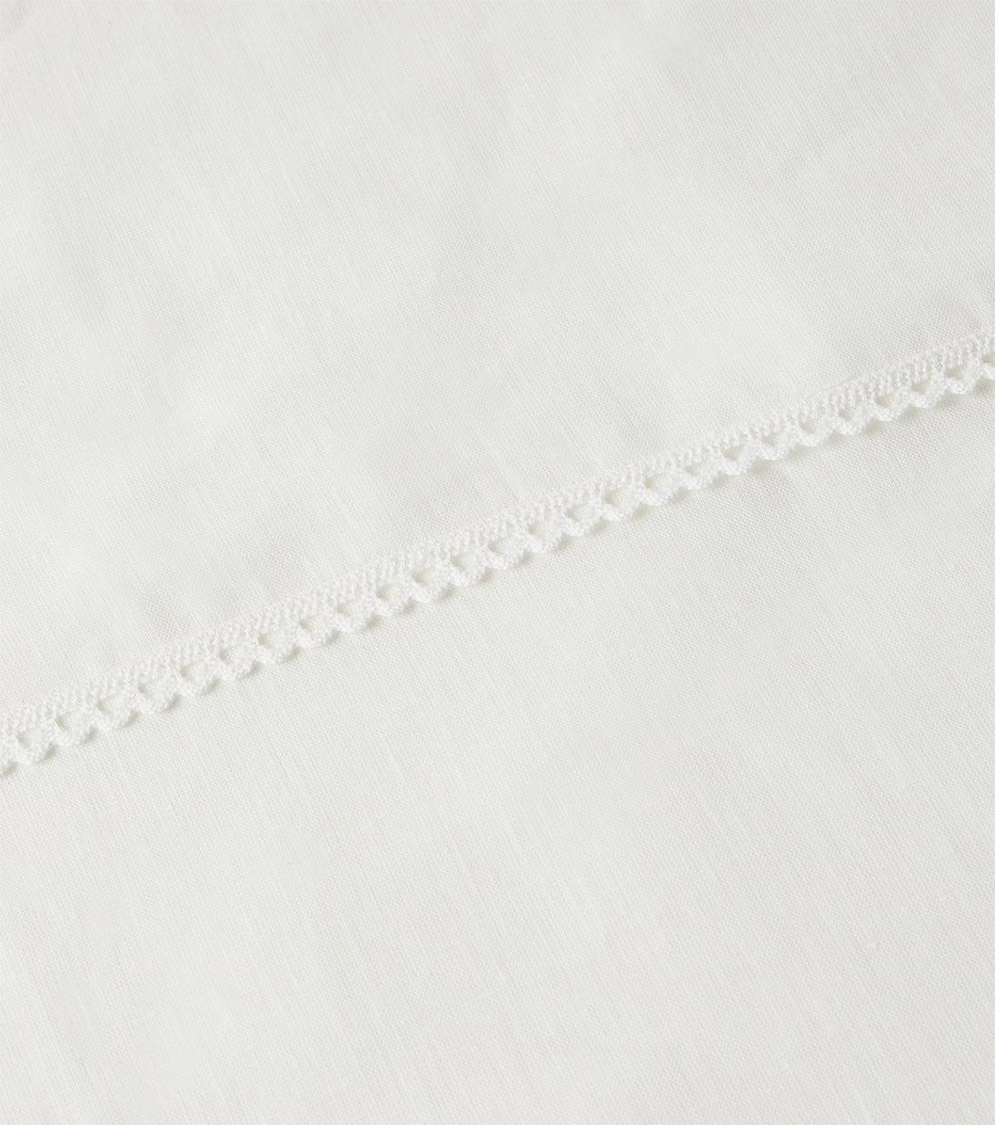 Once Milano - Lace-trimmed linen tablecloth