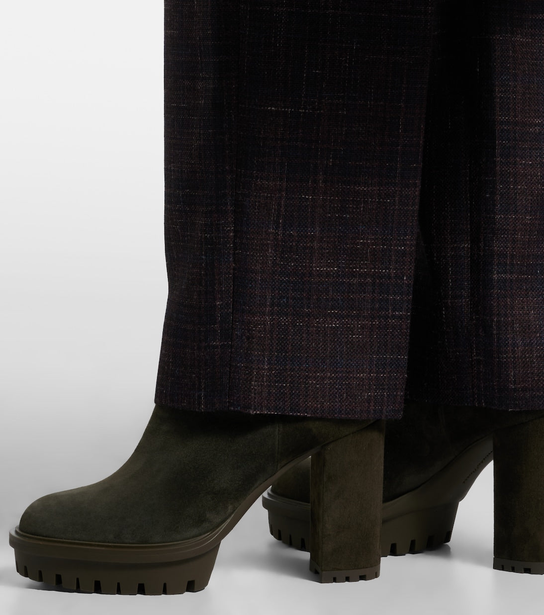Gianvito Rossi - Barry suede platform ankle boots