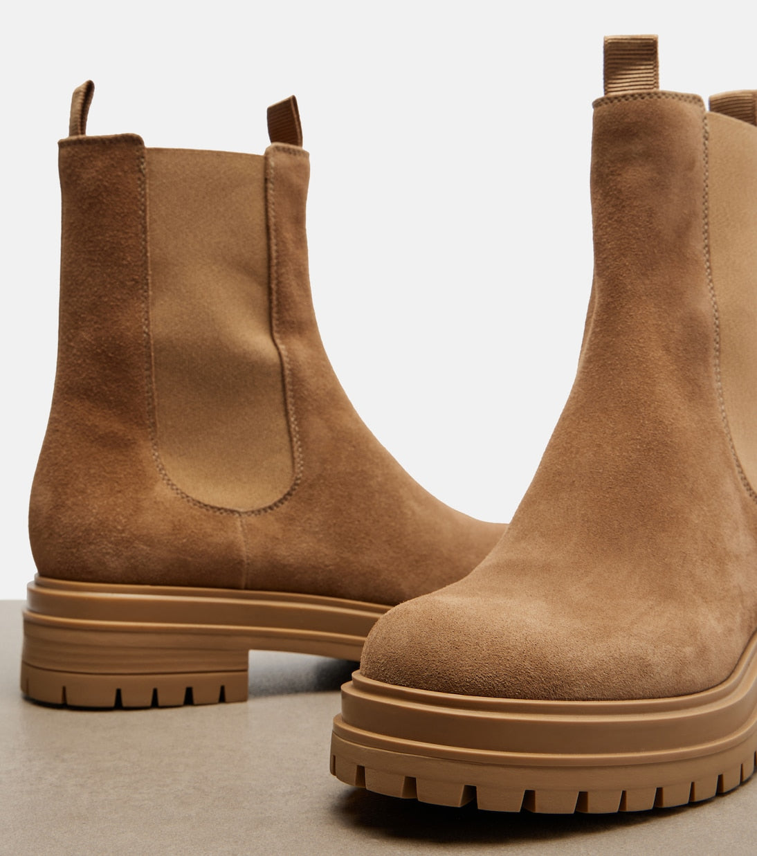 Gianvito Rossi - Chester suede Chelsea boots