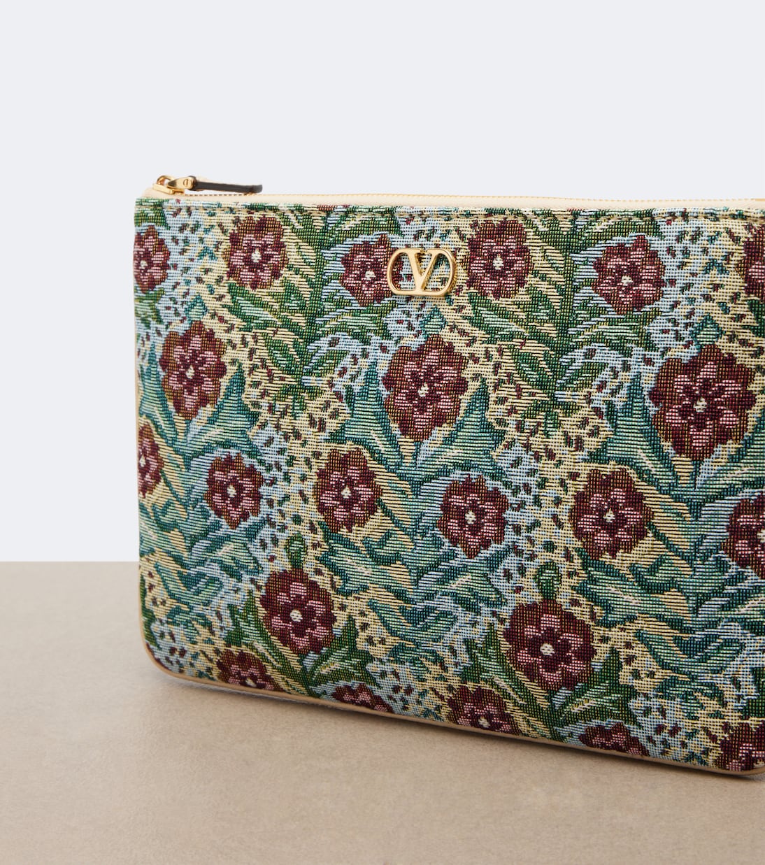 Valentino Garavani - VLogo floral jacquard pouch