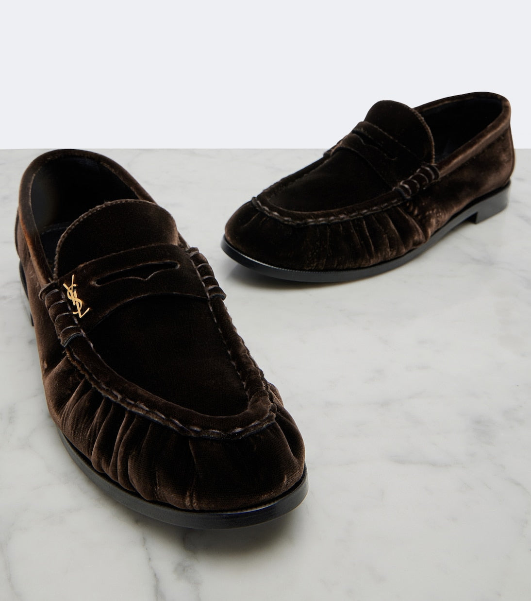 Saint Laurent - Le Loafer velvet penny loafers