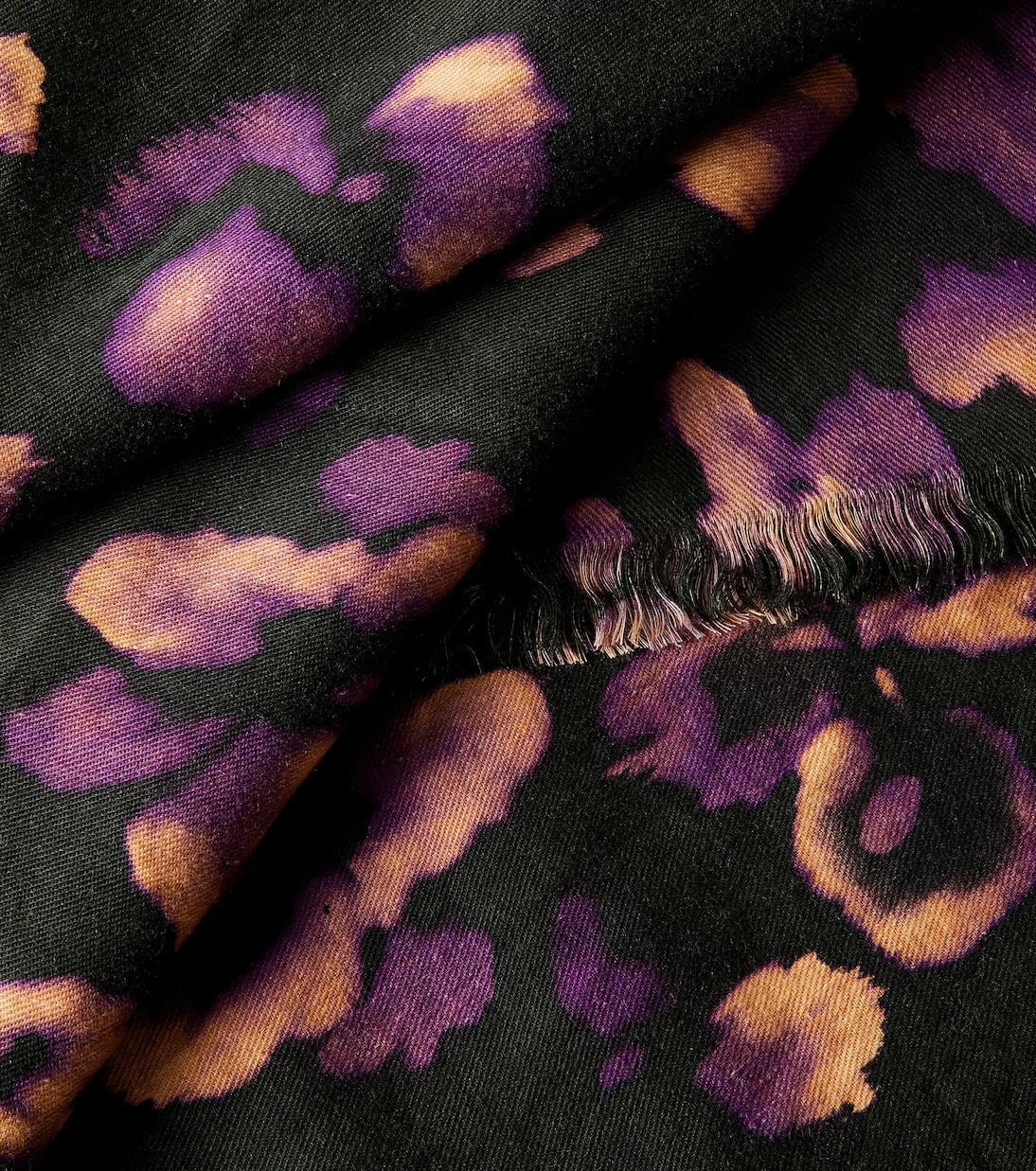 The House of Lyria - Firmamento floral linen throw
