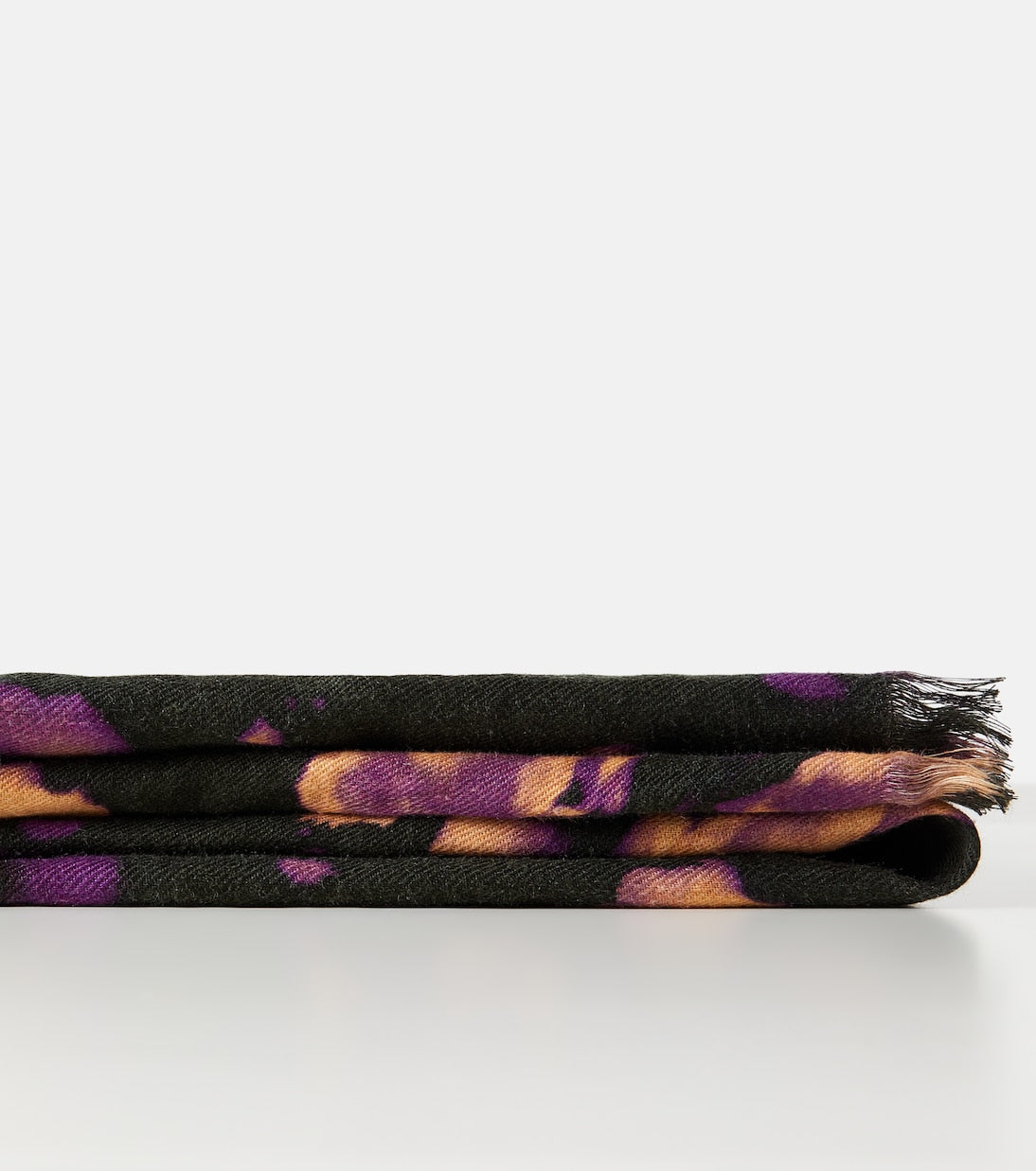 The House of Lyria - Firmamento floral linen throw