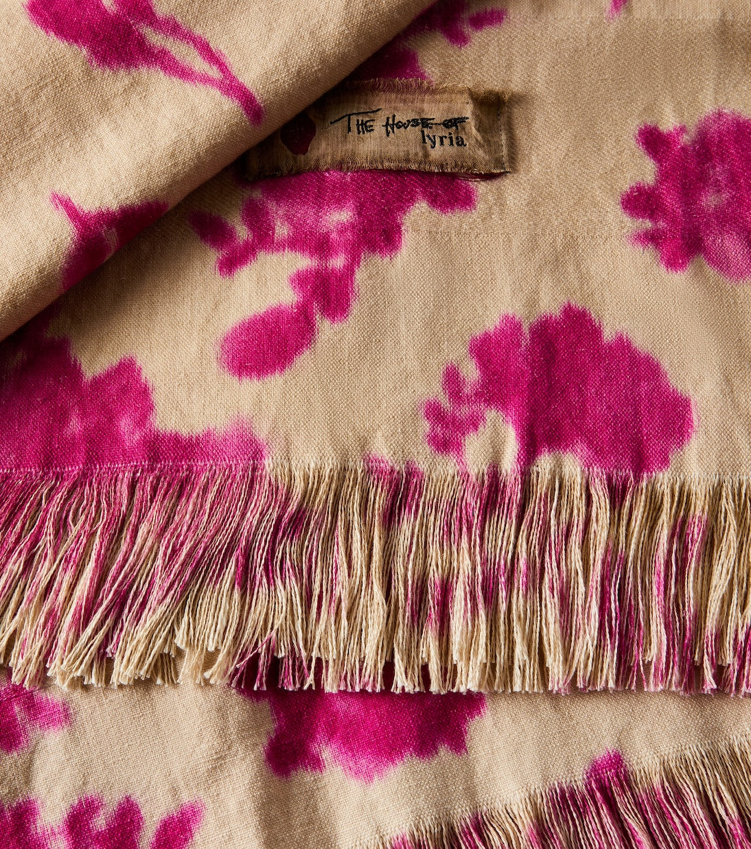 The House of Lyria - Sharpei floral cotton and linen blanket