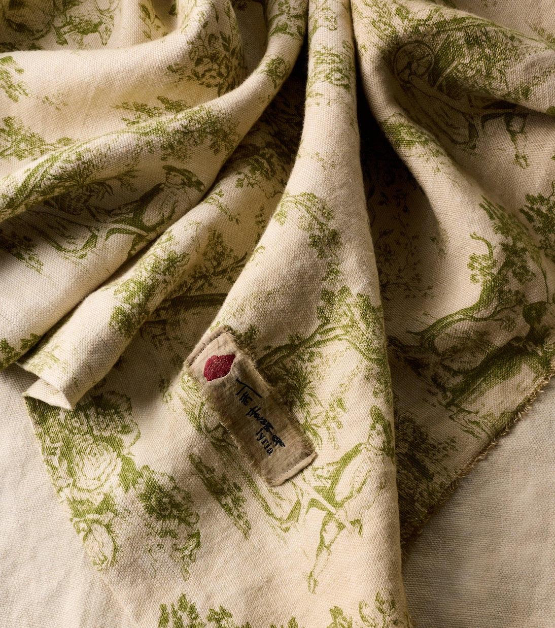 The House of Lyria - Glafira toile de jouy linen tablecloth