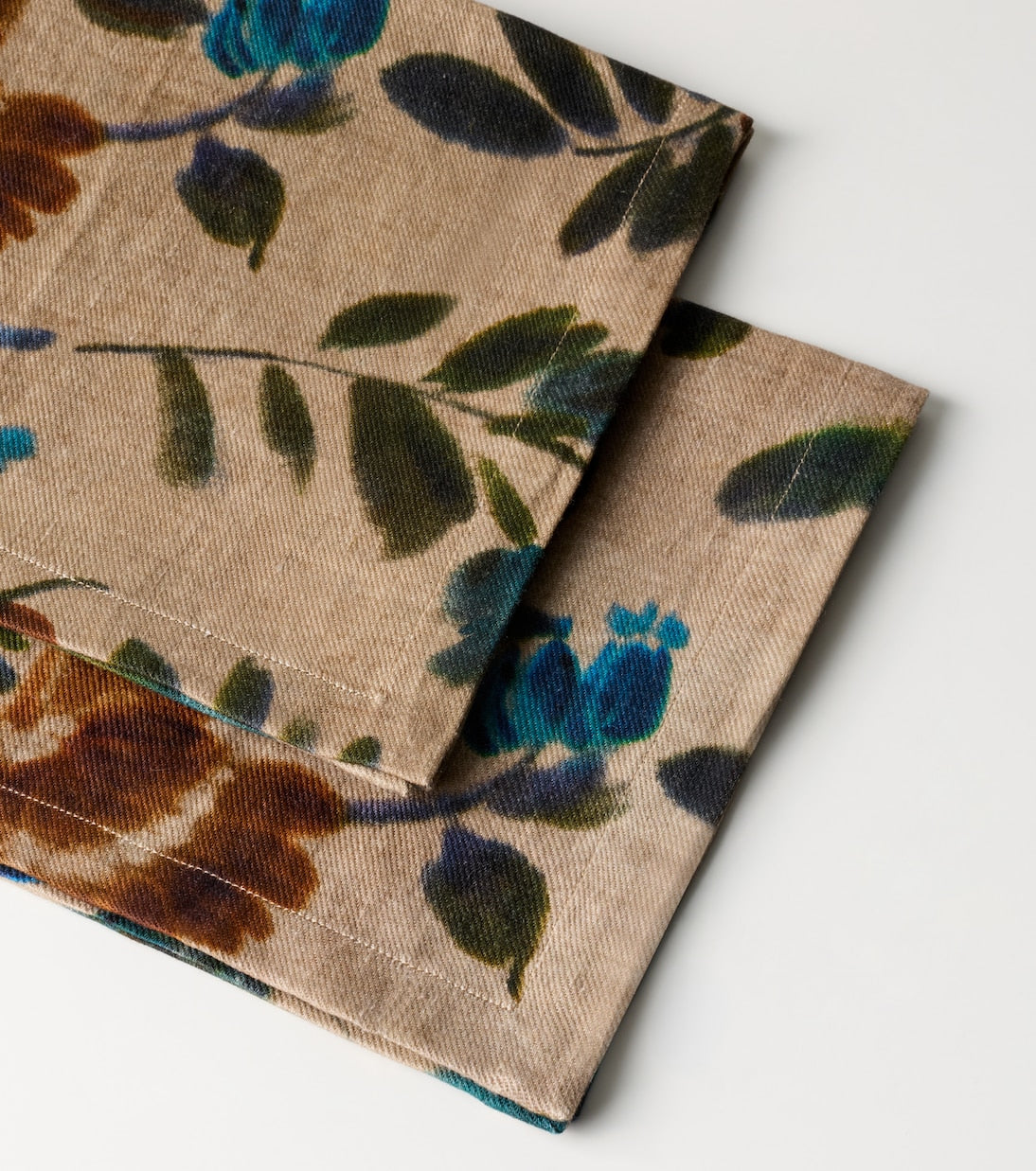 The House of Lyria - Rosalia set of 2 floral linen napkins