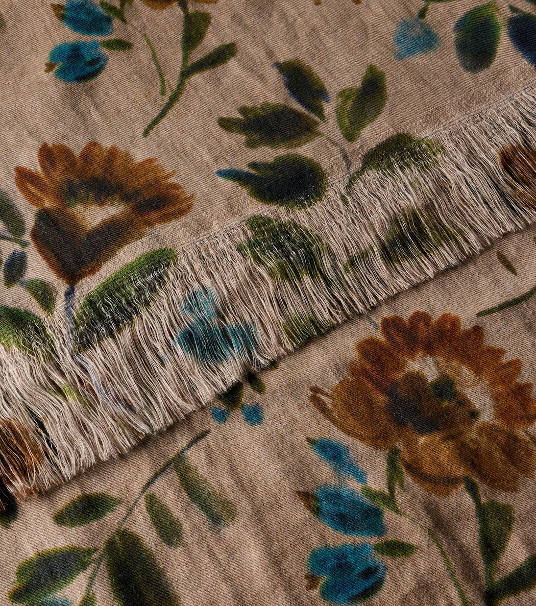 The House of Lyria - Sollievo floral linen tablecloth